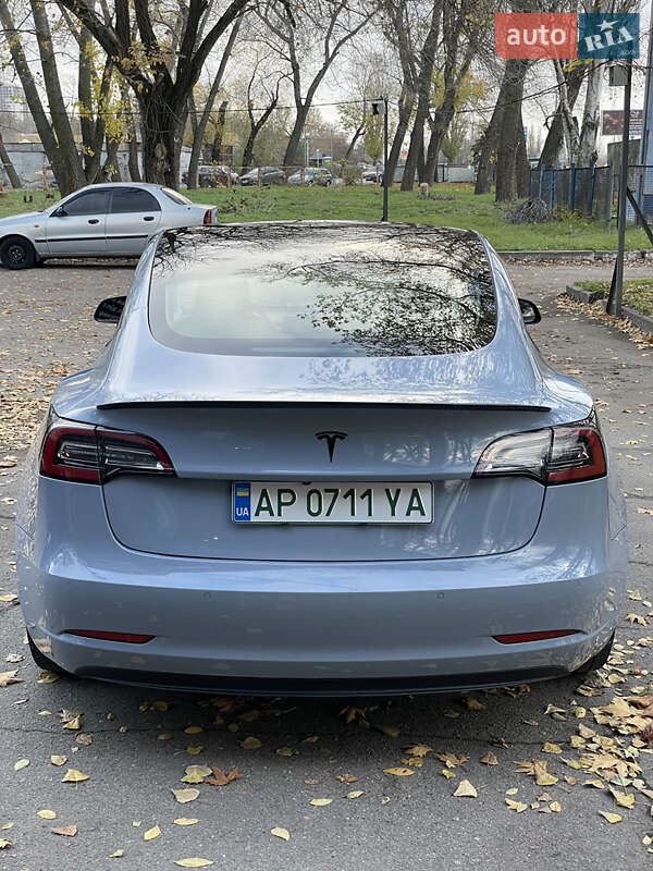 Седан Tesla Model 3 2021 в Запоріжжі