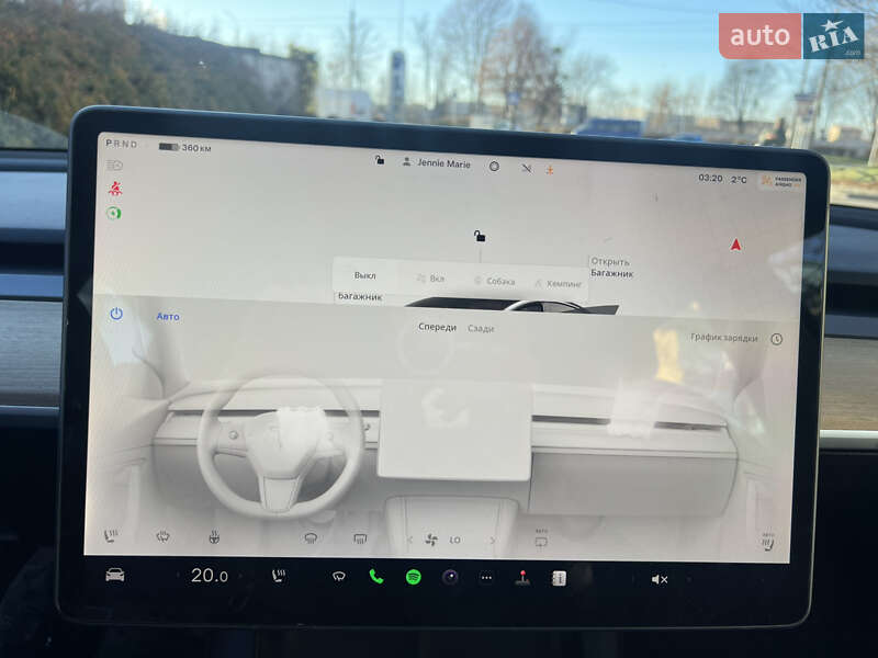 Седан Tesla Model 3 2022 в Луцьку