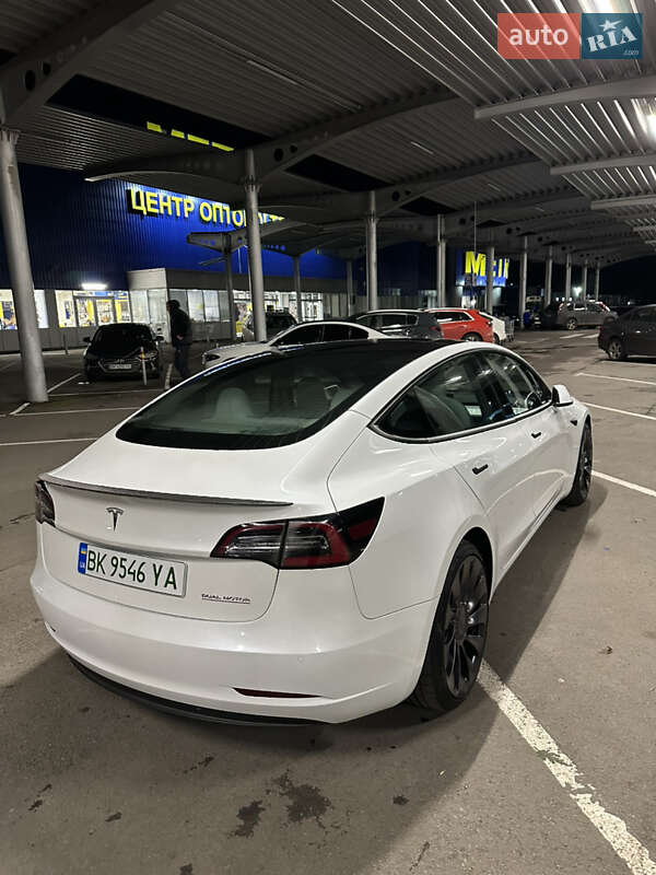 Седан Tesla Model 3 2022 в Ровно фото 13 Седан Tesla Model 3 2022 в Ровно