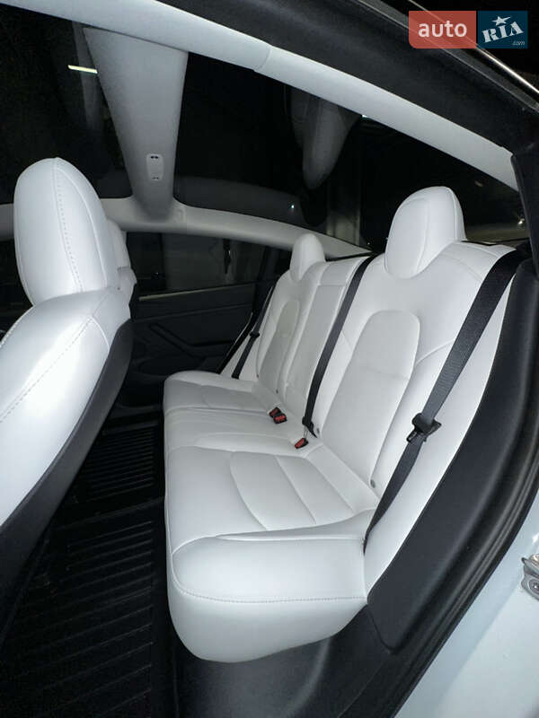 Седан Tesla Model 3 2022 в Ровно фото 19 Седан Tesla Model 3 2022 в Ровно