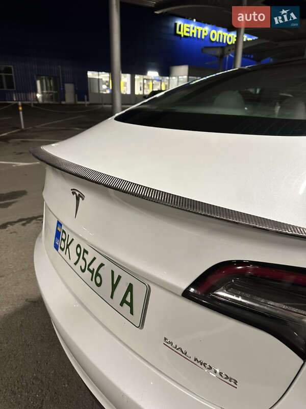 Седан Tesla Model 3 2022 в Ровно фото 15 Седан Tesla Model 3 2022 в Ровно