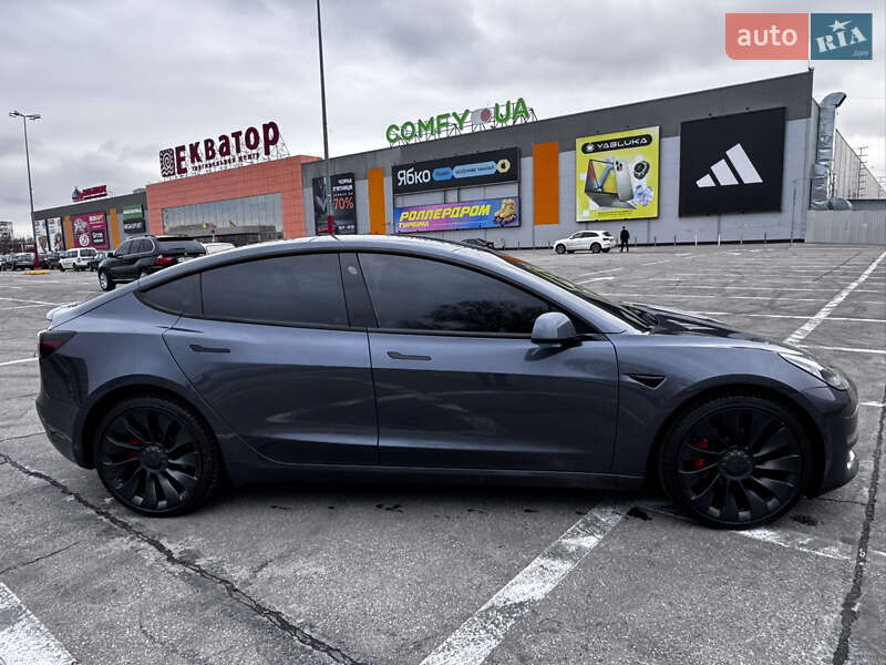 Седан Tesla Model 3 2021 в Полтаве фото 4 Седан Tesla Model 3 2021 в Полтаве