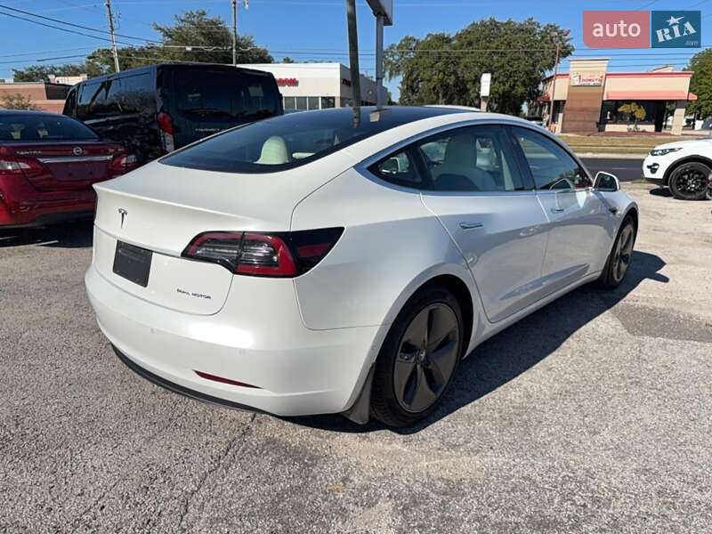Седан Tesla Model 3 2019 в Днепре