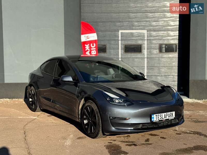 Седан Tesla Model 3 2022 в Києві фото 12 Седан Tesla Model 3 2022 в Києві