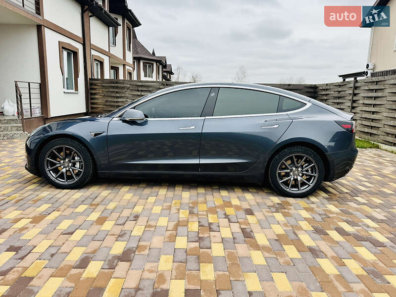 Седан Tesla Model 3 2020 в Києві фото 8 Седан Tesla Model 3 2020 в Києві