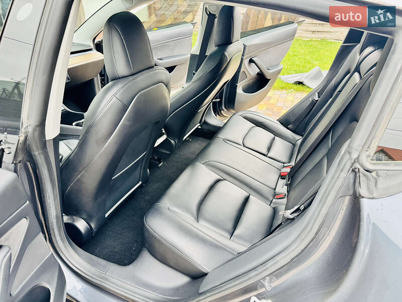 Седан Tesla Model 3 2020 в Києві фото 12 Седан Tesla Model 3 2020 в Києві