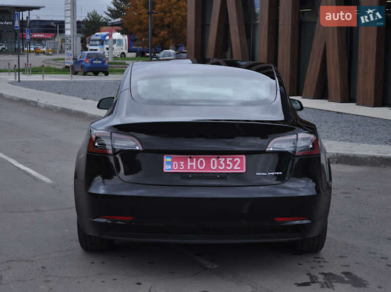 Седан Tesla Model 3 2022 в Луцке фото 11 Седан Tesla Model 3 2022 в Луцке