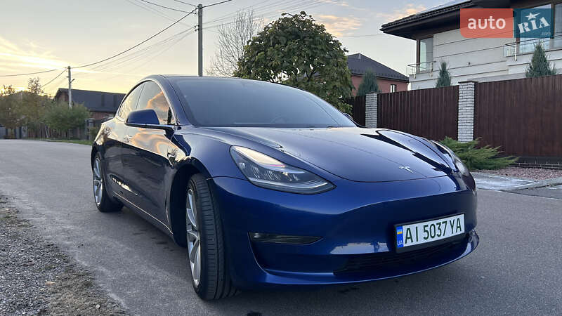 Седан Tesla Model 3 2019 в Киеве фото 5 Седан Tesla Model 3 2019 в Киеве