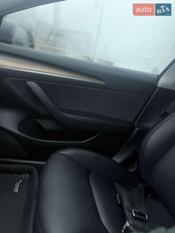 Седан Tesla Model 3 2022 в Харкові