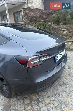 Седан Tesla Model 3 2022 в Харькове