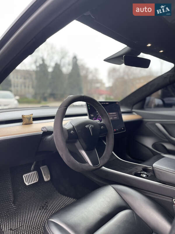 Седан Tesla Model 3 2019 в Кременчуці фото 11 Седан Tesla Model 3 2019 в Кременчуці