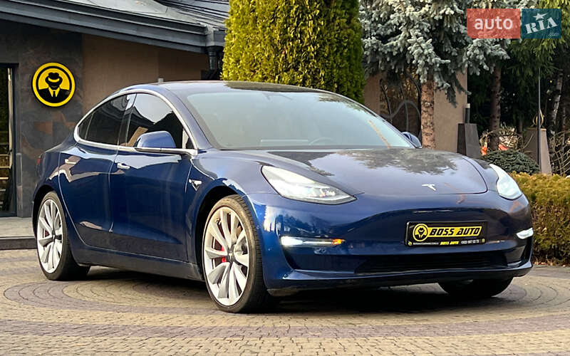 Tesla Model 3 2019