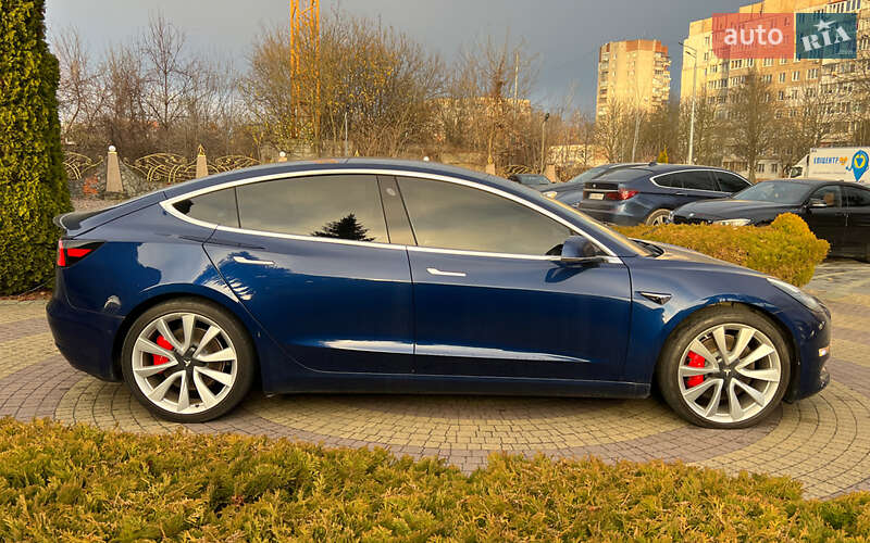 Седан Tesla Model 3 2019 в Львове фото 8 Седан Tesla Model 3 2019 в Львове