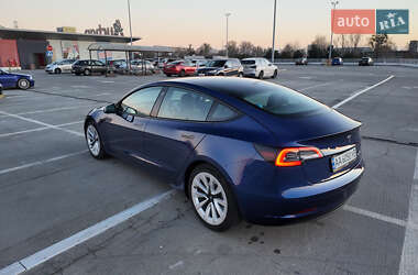 Седан Tesla Model 3 2020 в Львове