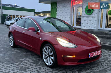 Седан Tesla Model 3 2019 в Владимире