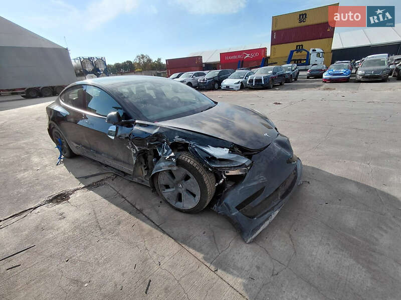 Седан Tesla Model 3 2023 в Одесі фото 4 Седан Tesla Model 3 2023 в Одесі