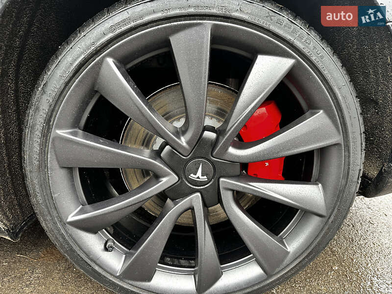 Седан Tesla Model 3 2019 в Збараже фото 16 Седан Tesla Model 3 2019 в Збараже