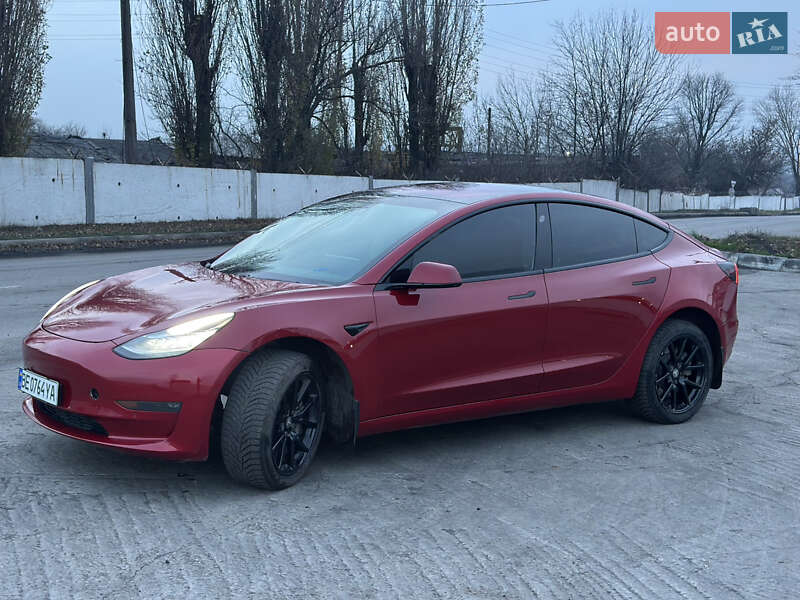 Седан Tesla Model 3 2018 в Дніпрі фото 2 Седан Tesla Model 3 2018 в Дніпрі