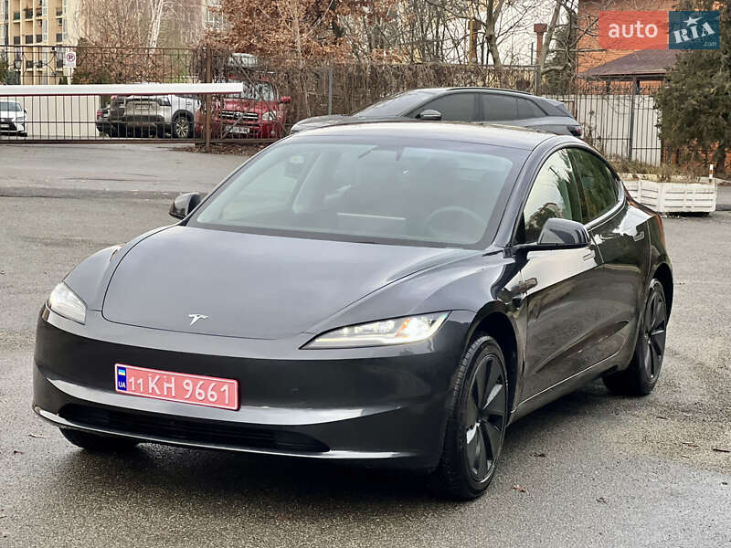 Седан Tesla Model 3 2025 в Киеве фото 8 Седан Tesla Model 3 2025 в Киеве