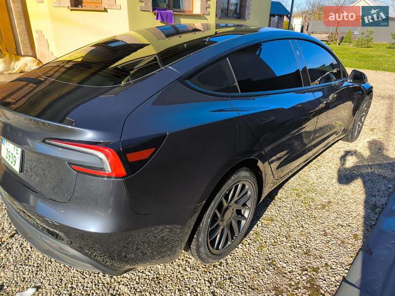 Седан Tesla Model 3 2024 в Коломиї фото 19 Седан Tesla Model 3 2024 в Коломиї