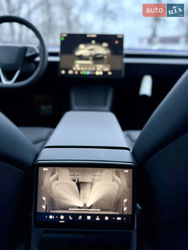 Седан Tesla Model 3 2024 в Виннице фото 34 Седан Tesla Model 3 2024 в Виннице