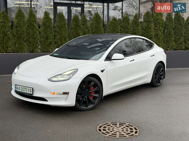 Седан Tesla Model 3 2021 в Киеве фото 11 Седан Tesla Model 3 2021 в Киеве