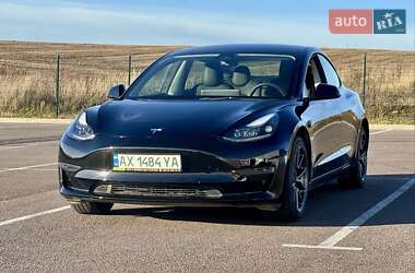 Седан Tesla Model 3 2022 в Рівному