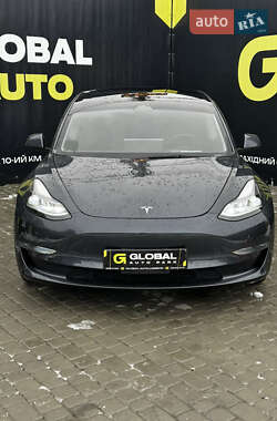 Седан Tesla Model 3 2022 в Львові