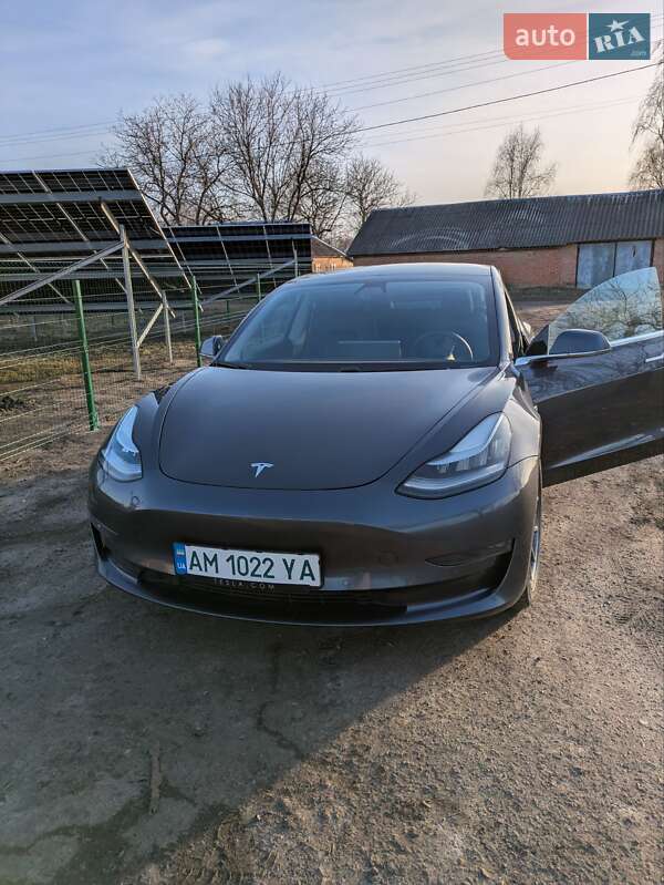 Tesla Model 3 2019 Tesla Model 3 2019