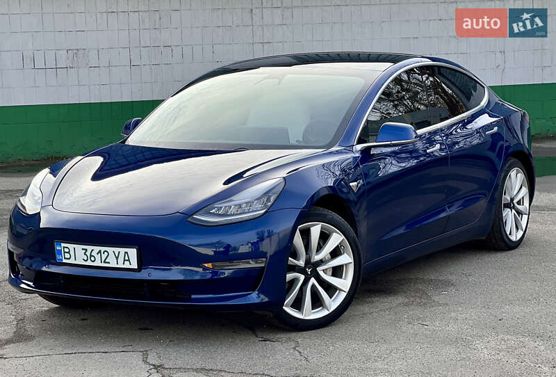 Tesla Model 3 2019