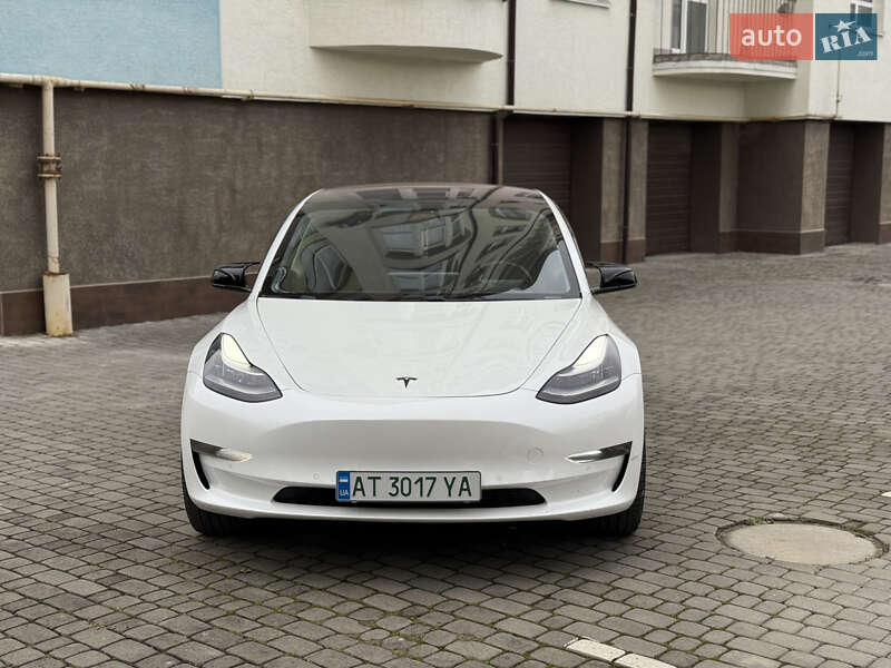 Седан Tesla Model 3 2018 в Івано-Франківську фото 3 Седан Tesla Model 3 2018 в Івано-Франківську