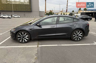 Седан Tesla Model 3 2024 в Киеве