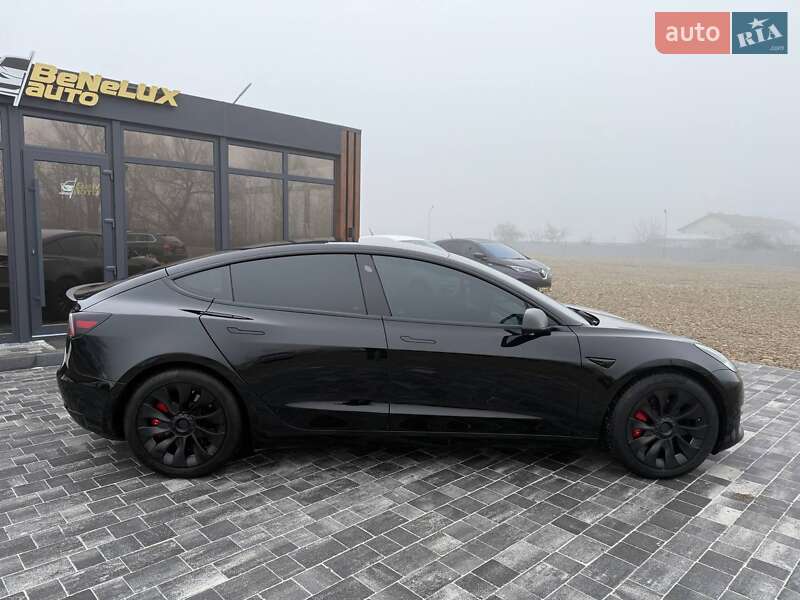 Седан Tesla Model 3 2018 в Коломые
