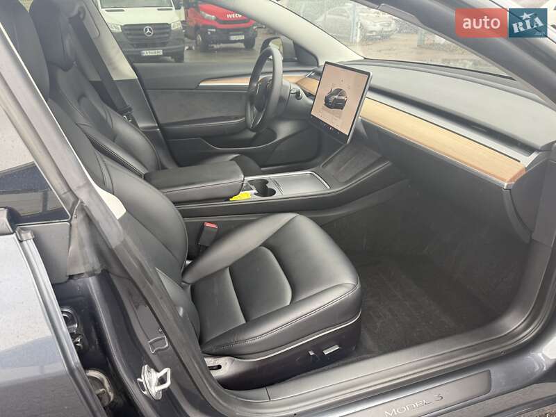 Седан Tesla Model 3 2022 в Києві фото 29 Седан Tesla Model 3 2022 в Києві