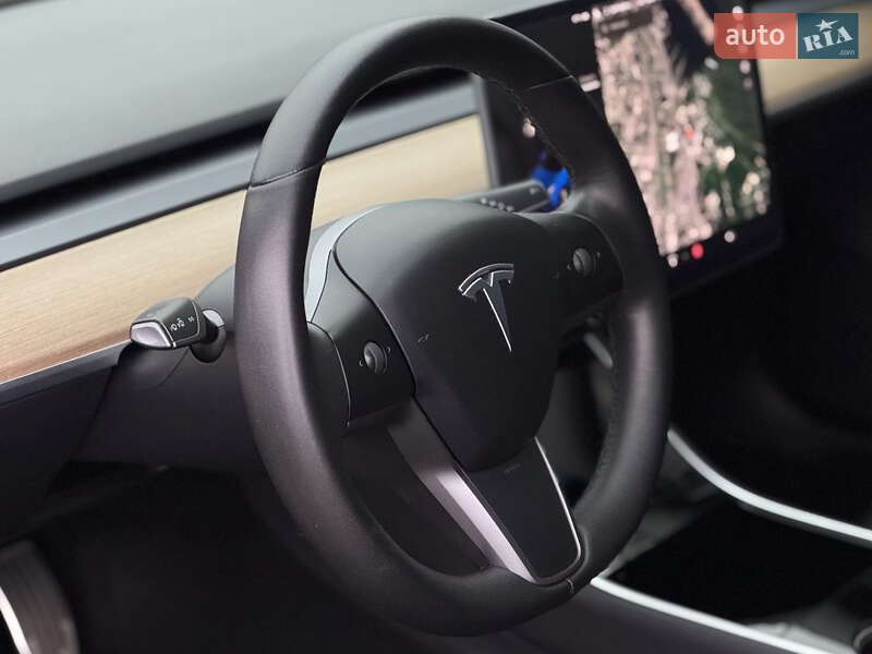 Седан Tesla Model 3 2019 в Дніпрі фото 15 Седан Tesla Model 3 2019 в Дніпрі