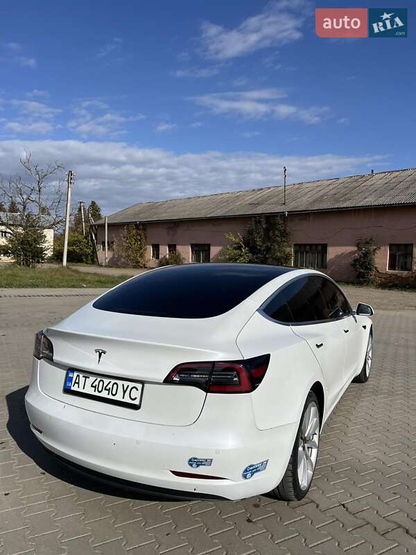 Седан Tesla Model 3 2019 в Косове фото 6 Седан Tesla Model 3 2019 в Косове
