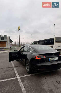 Седан Tesla Model 3 2018 в Киеве