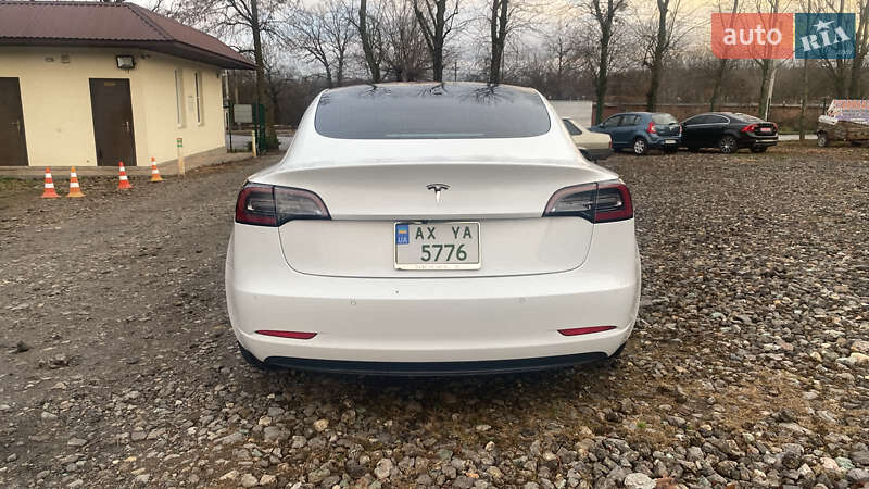 Седан Tesla Model 3 2018 в Харкові