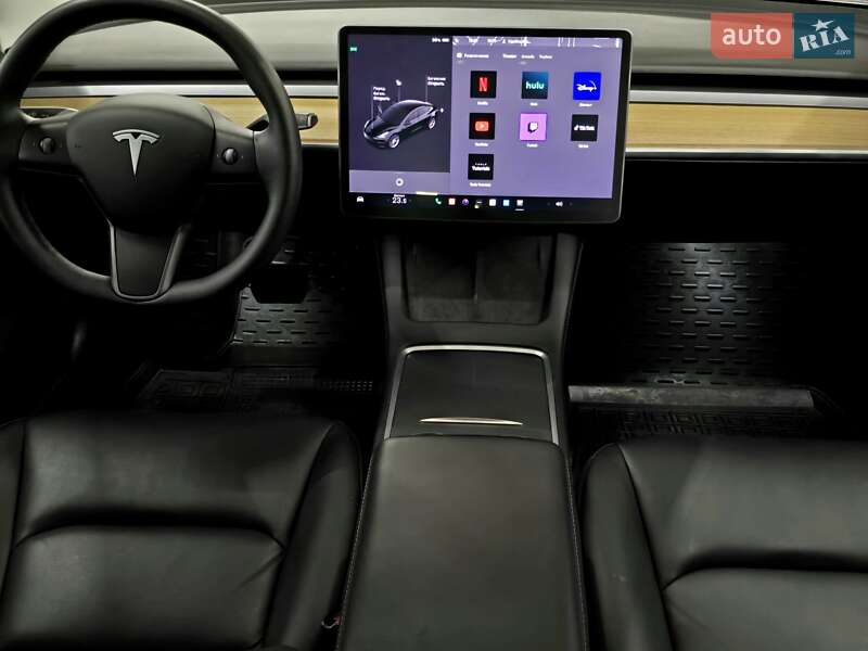 Седан Tesla Model 3 2021 в Миколаєві