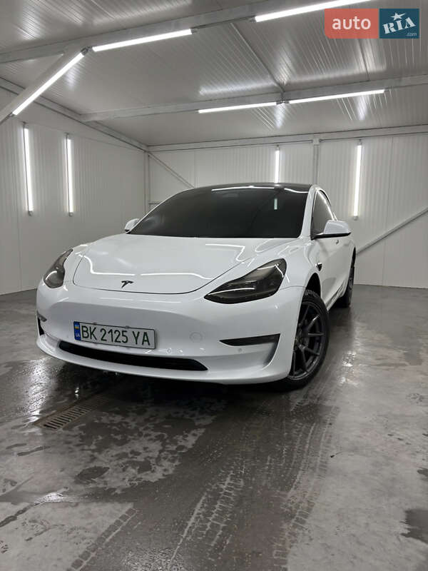 Седан Tesla Model 3 2021 в Лановцах фото 4 Седан Tesla Model 3 2021 в Лановцах