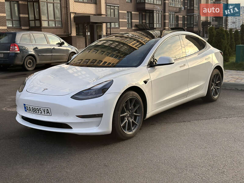 Седан Tesla Model 3 2022 в Чернигове фото 4 Седан Tesla Model 3 2022 в Чернигове