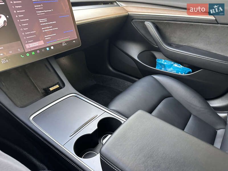 Седан Tesla Model 3 2022 в Чернигове фото 26 Седан Tesla Model 3 2022 в Чернигове
