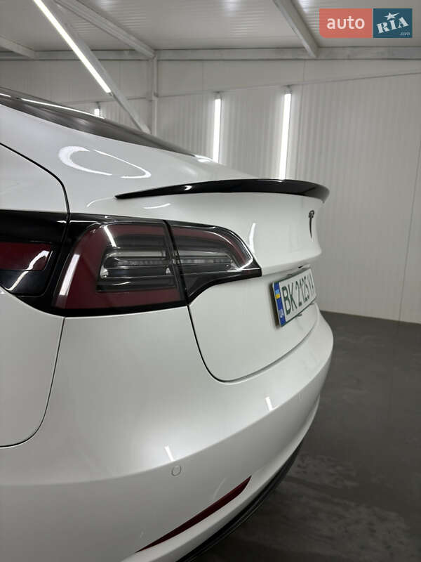 Седан Tesla Model 3 2021 в Лановцах фото 61 Седан Tesla Model 3 2021 в Лановцах