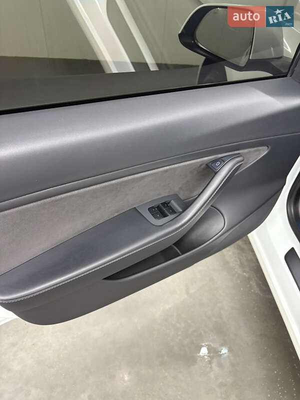 Седан Tesla Model 3 2021 в Лановцах фото 64 Седан Tesla Model 3 2021 в Лановцах