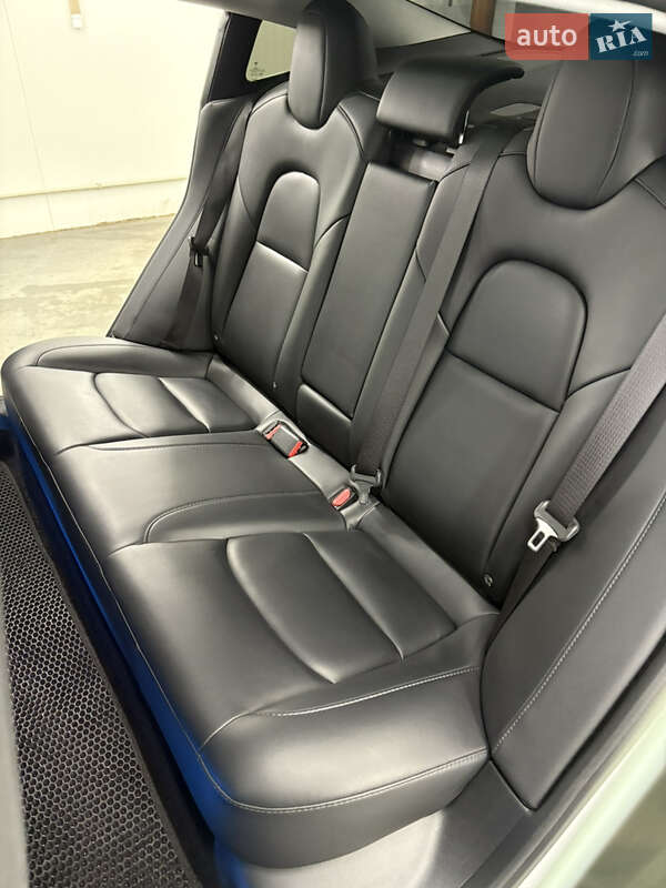 Седан Tesla Model 3 2021 в Лановцах фото 78 Седан Tesla Model 3 2021 в Лановцах