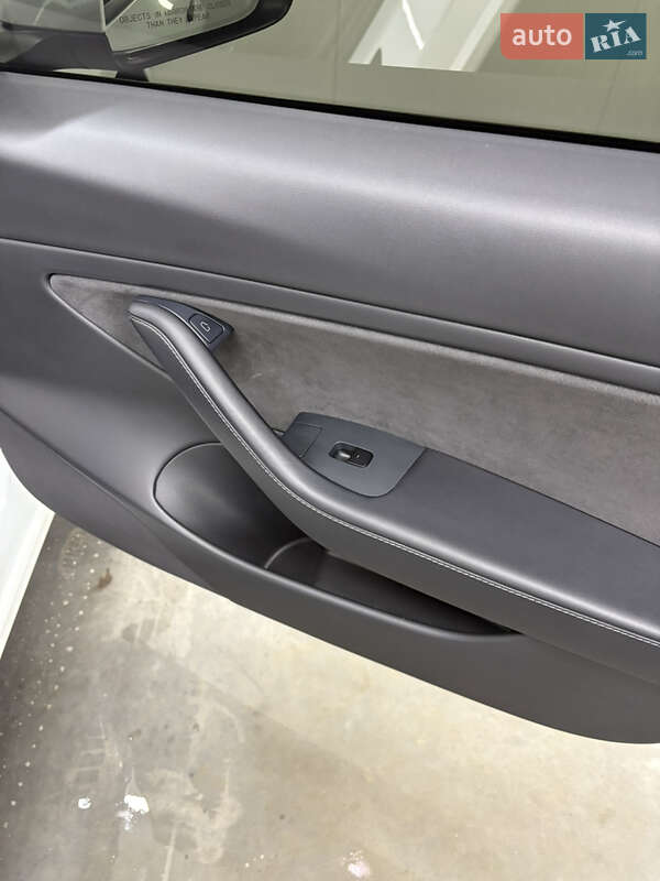 Седан Tesla Model 3 2021 в Лановцах фото 86 Седан Tesla Model 3 2021 в Лановцах