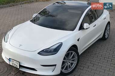 Седан Tesla Model 3 2021 в Одесі