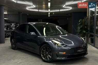 Седан Tesla Model 3 2023 в Одессе