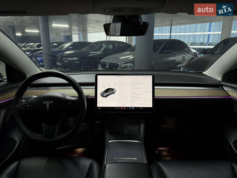 Седан Tesla Model 3 2021 в Одессе