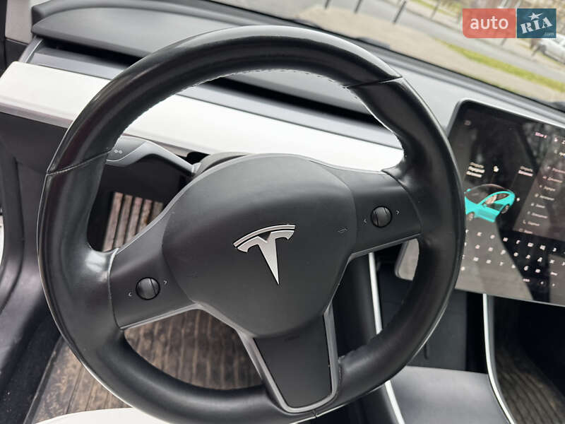 Седан Tesla Model 3 2019 в Луцке фото 10 Седан Tesla Model 3 2019 в Луцке